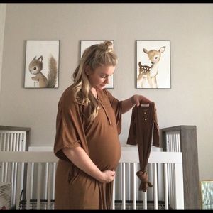 Looking for a comfortable maternity dress???